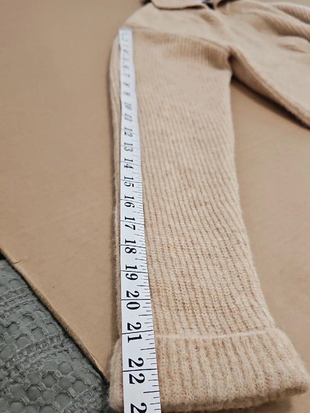 L'Academie Cropped V-Neck Polo Sweater - Beige Camel Wool And Alpaca Blend.